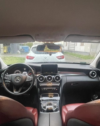 Mercedes-Benz Klasa C cena 68999 przebieg: 130000, rok produkcji 2015 z Rzeszów małe 121